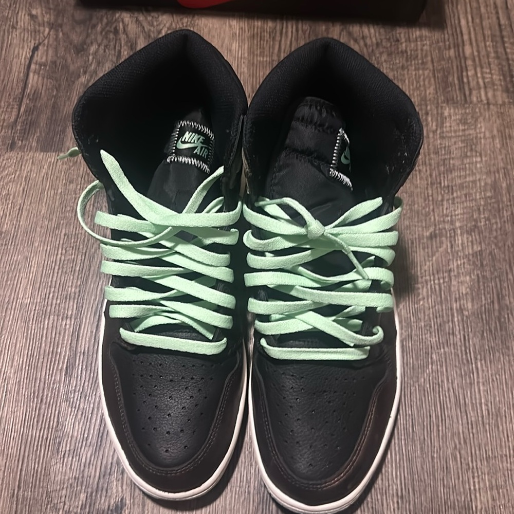 Retro Jordan 1 “Patina”